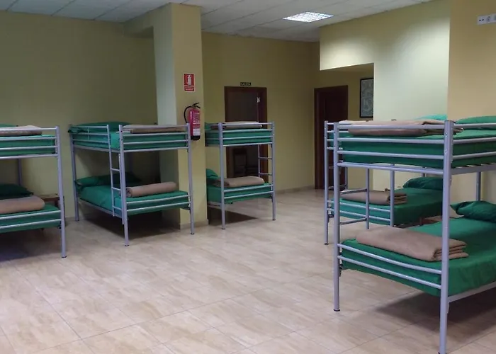 Hotel cerca del colegio: Albergue Los Caminantes 2