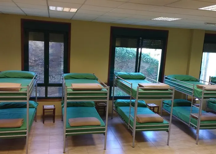 Hotel cerca del colegio: Albergue Los Caminantes 2